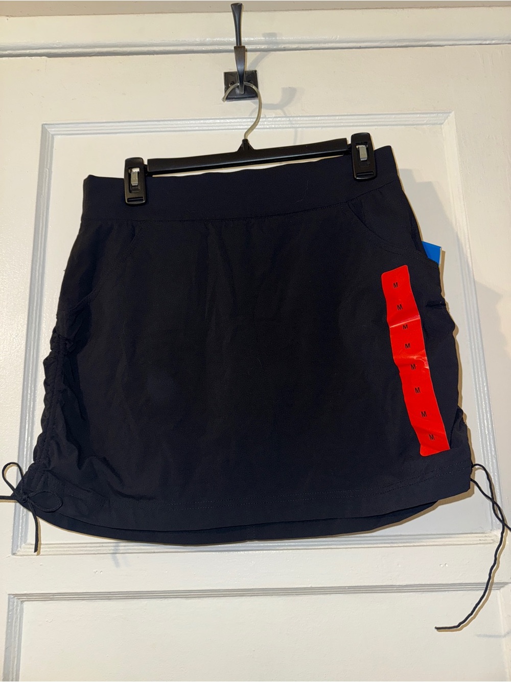 Columbia Black Skort Sz medium NWT